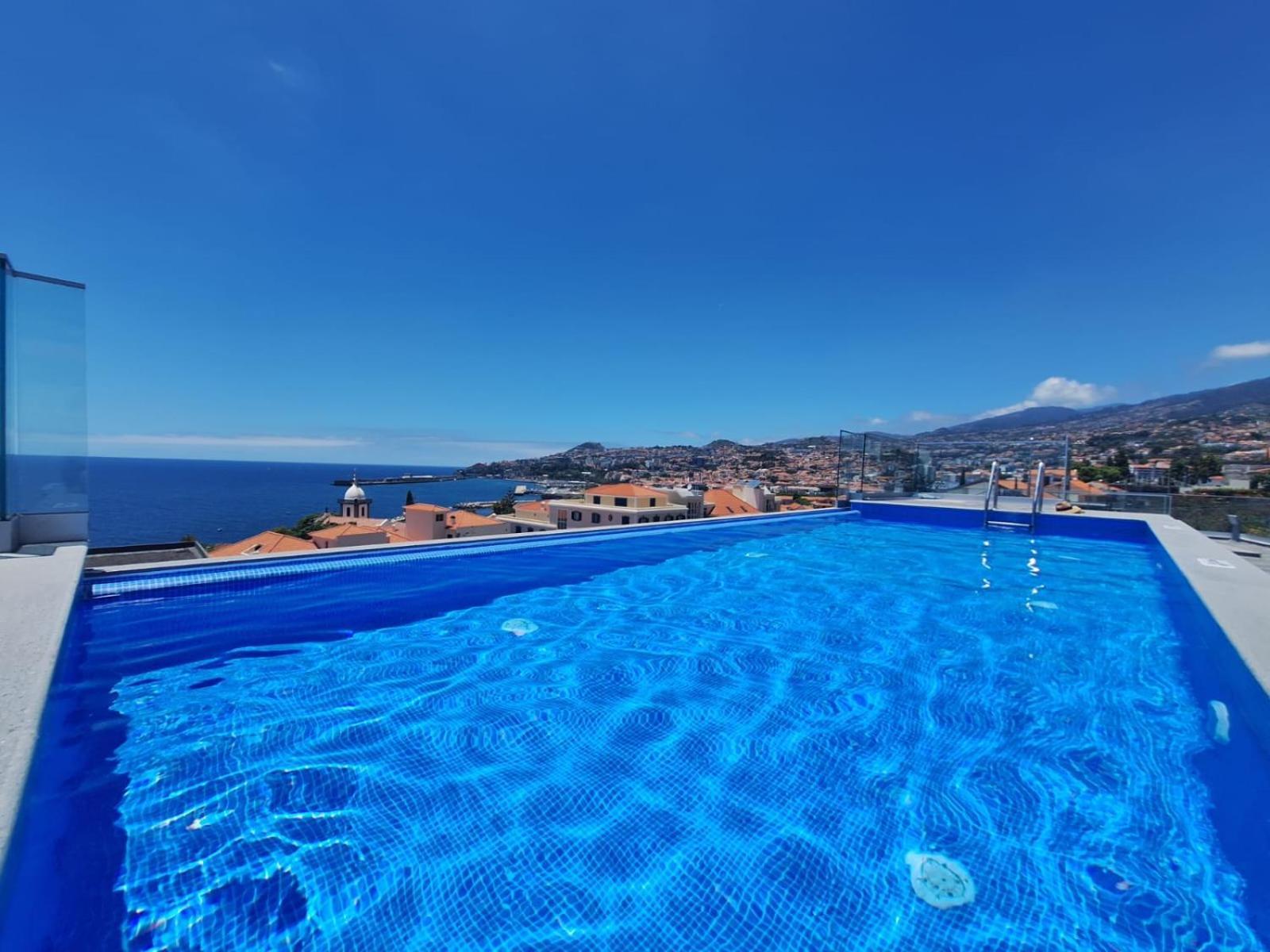 Apartments Madeira Barreirinha 푼샬 외부 사진